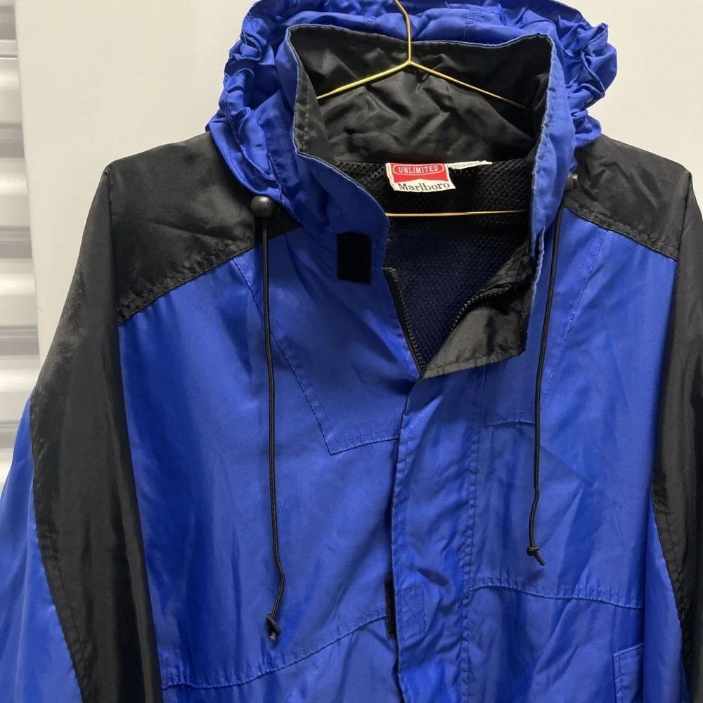 Vintage 90s Marlboro Blue Jacket size Medium Men's Full Zip Nice